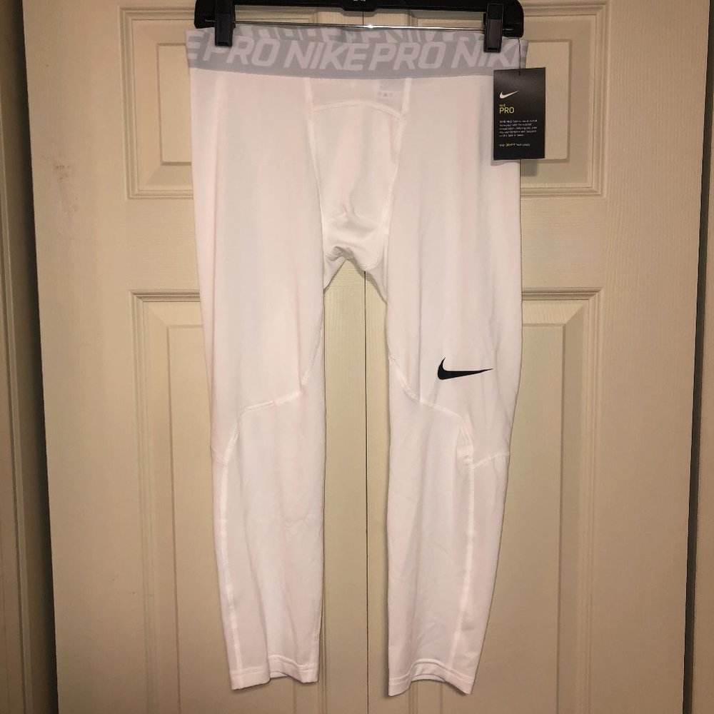 NIKE CROPPED LEGGINGS